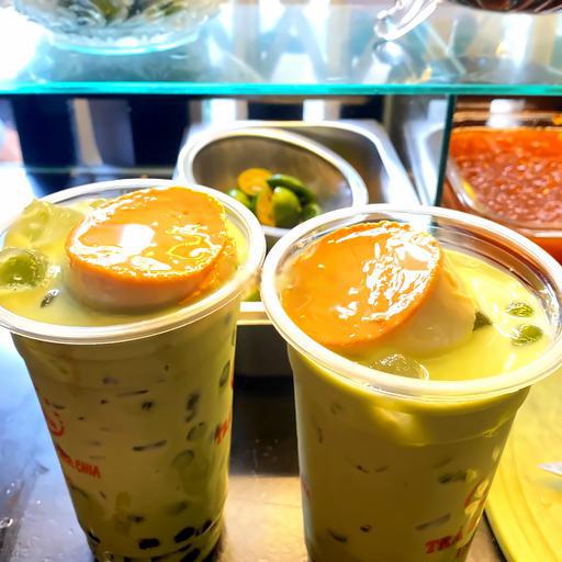 tra-sua-thai-xanh-banh-flan