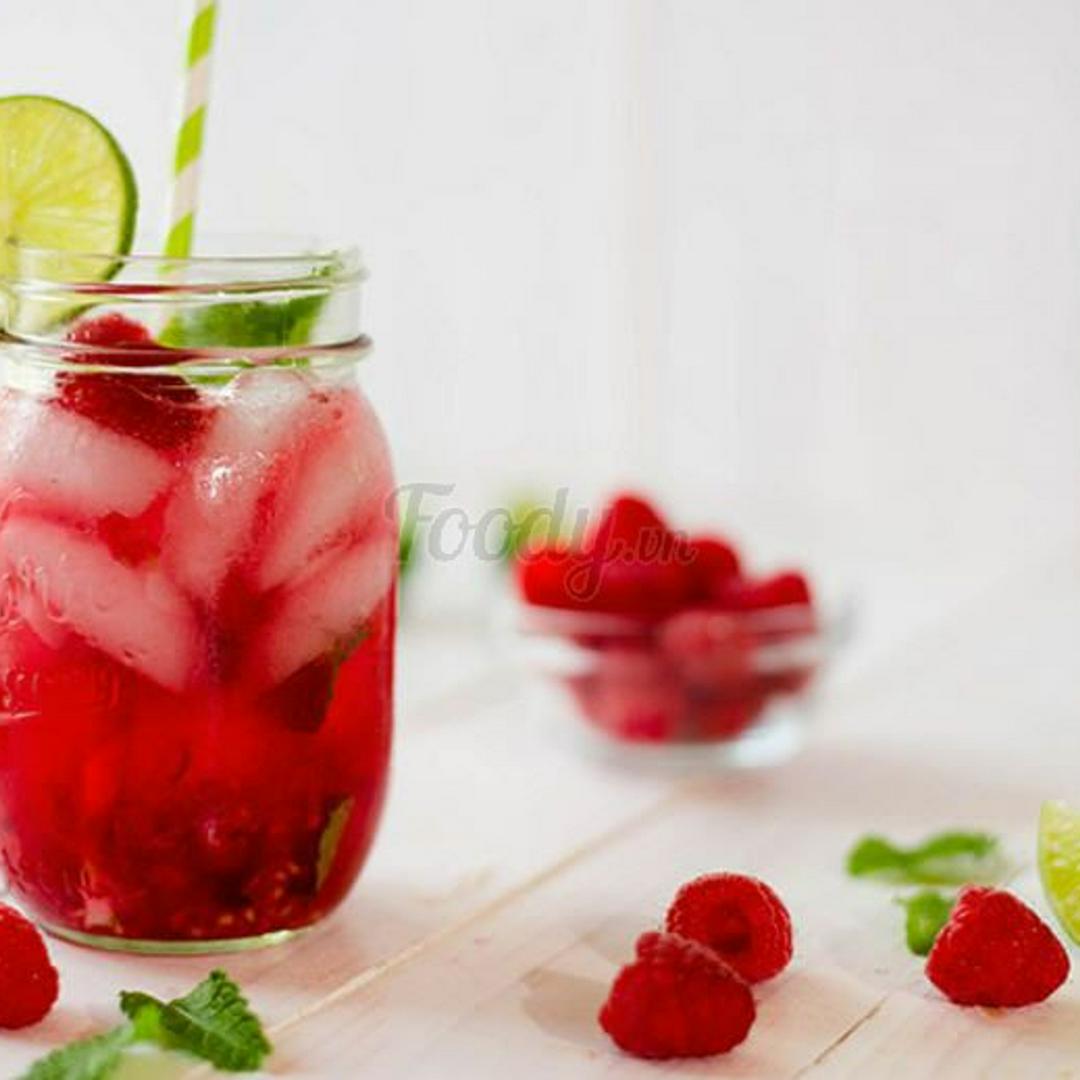 tra-phuc-bon-tu-tran-chau-trang