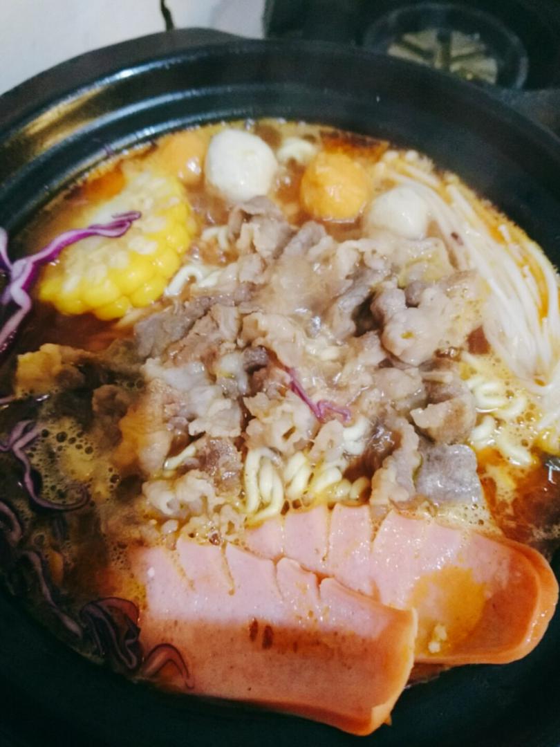 combo-mi-cay-bo-xuc-xich-1-tra-chanh