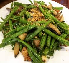 oc-mong-tay-xao-rau-muong