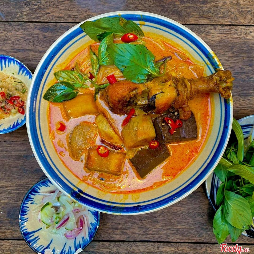 bun-ca-ri-at-biet-special-portion