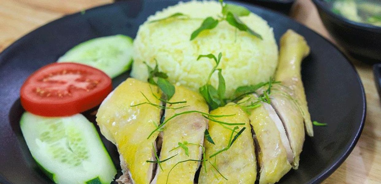 hoi-an-phuc-thao-com-ga-mien-ga-pham-the-hien