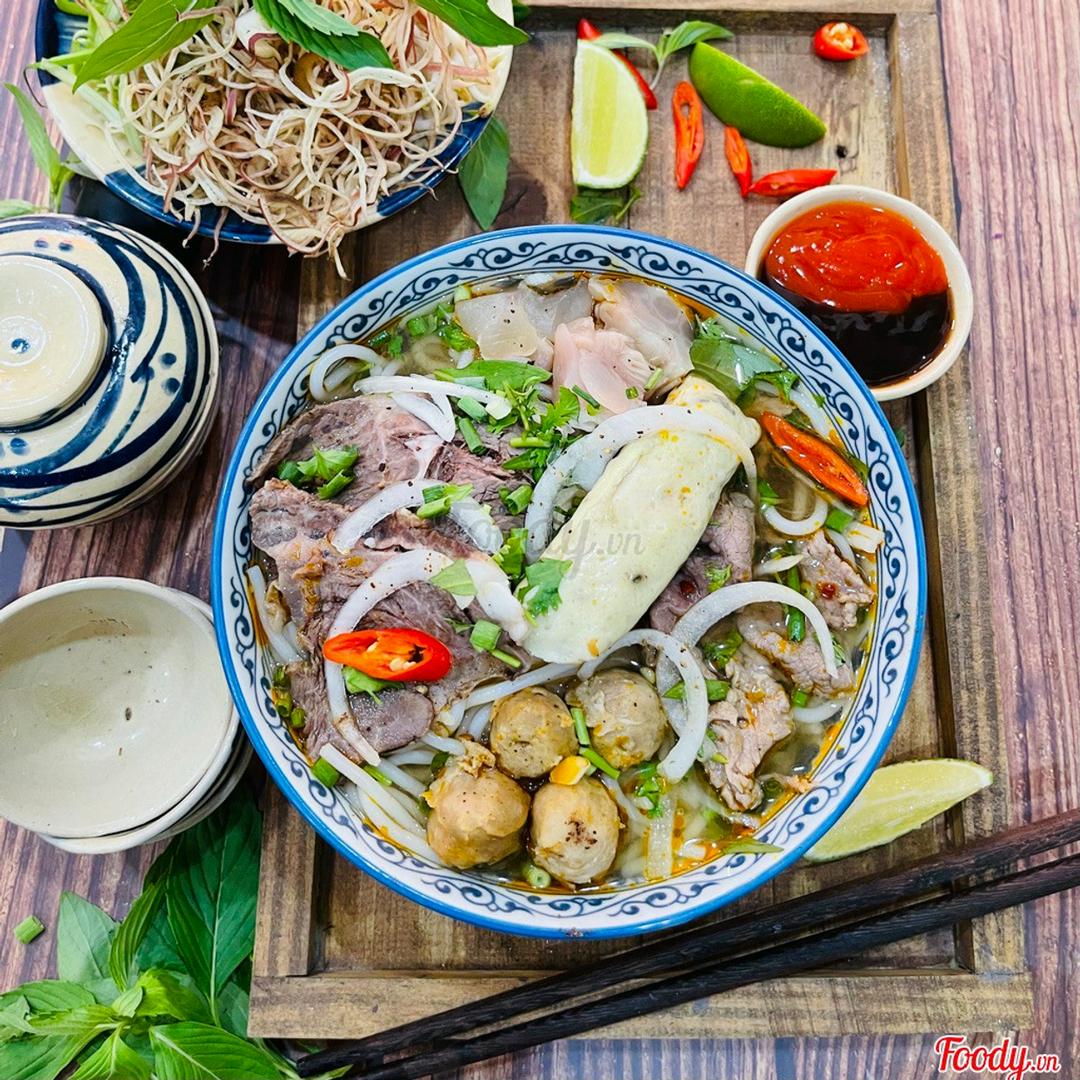 bun-bo-kho-ac-biet-ko-gio