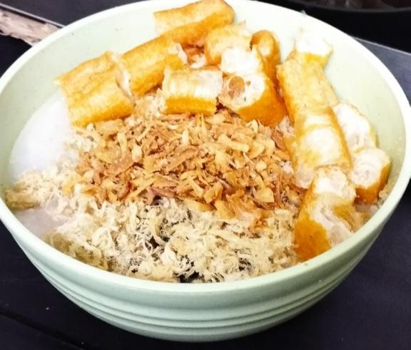 chao-ruoc-thit-ham-ngu-qua