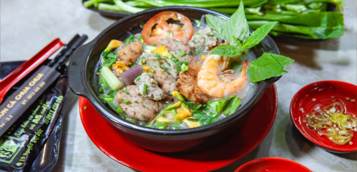 an-bun-ca-nieu-gao-lut-thai-thuan