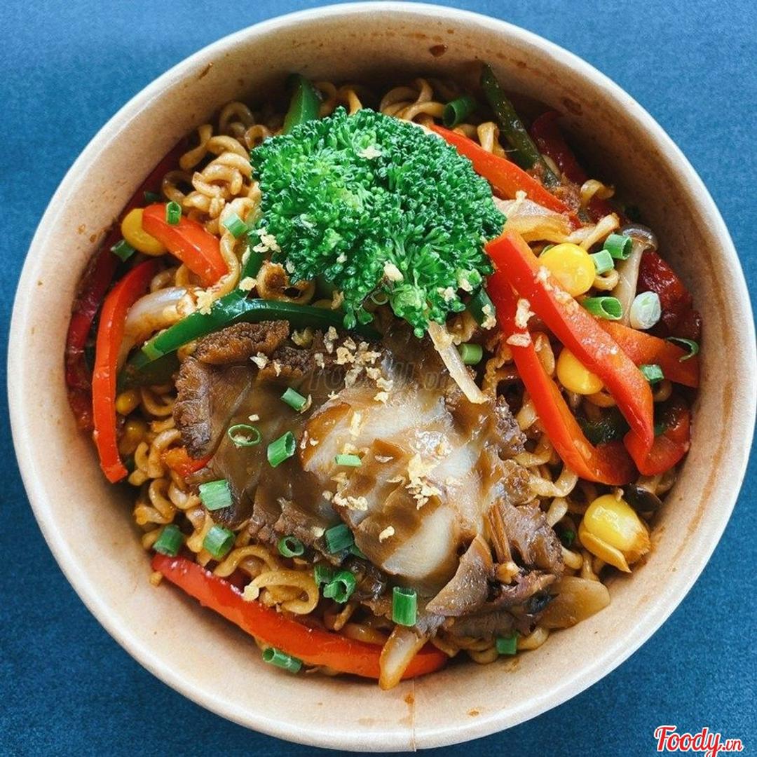 mi-ramen-hai-san-bau-ngu-vi-thai