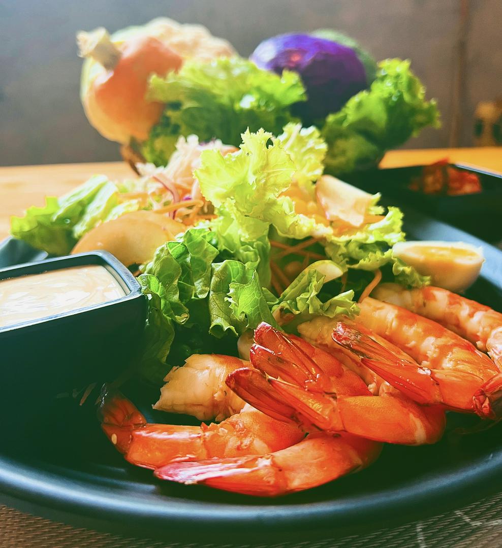 salad-tom-shrimp-salad