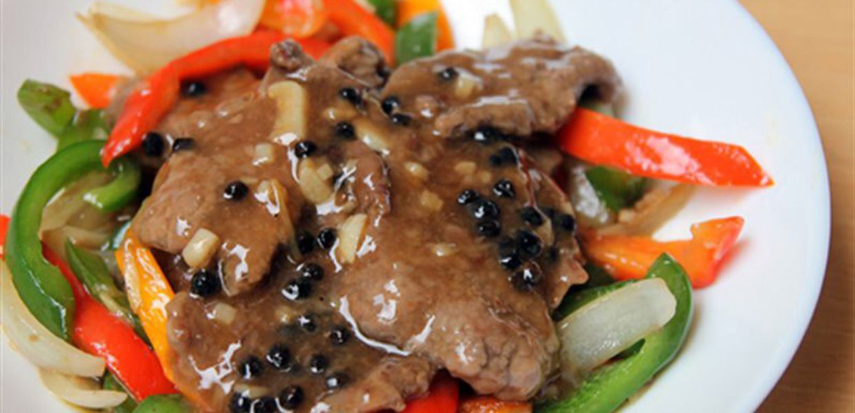 bep-nha-gau-com-van-phong