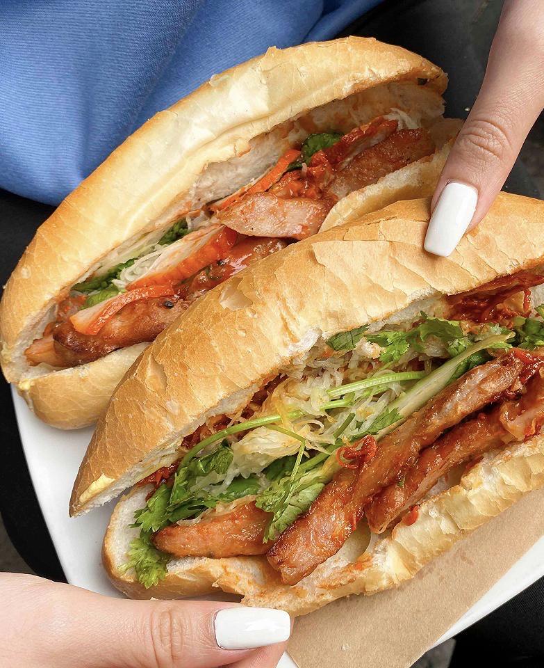 banh-my-kep-3-nem-lui