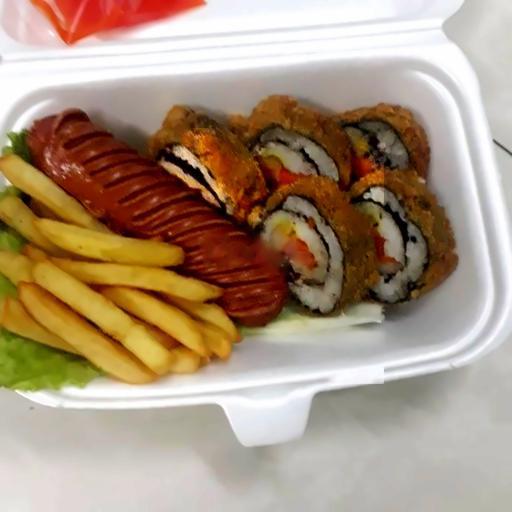 kimbap-xuc-xich-khoai-tay-chien