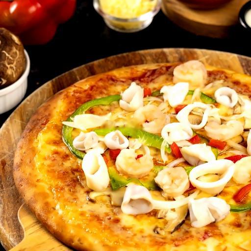 seafood-pizza-r