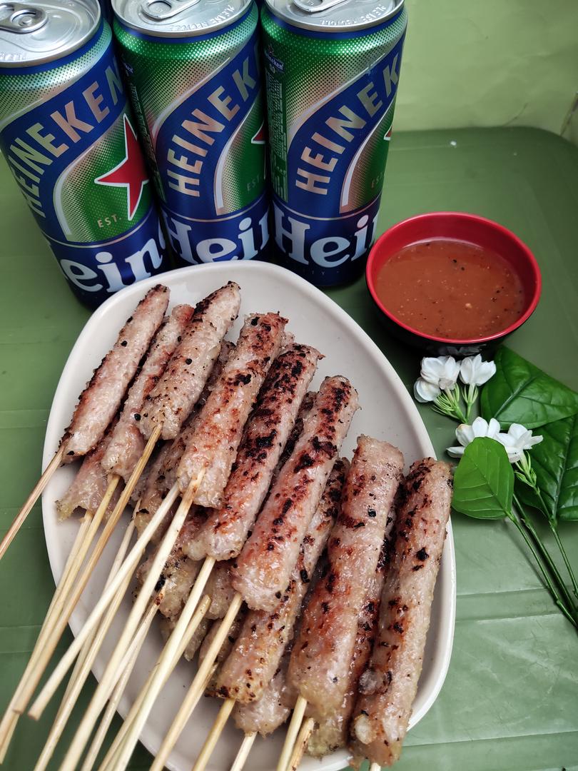 nem-chua-nuong-lua-hong-10-chiec