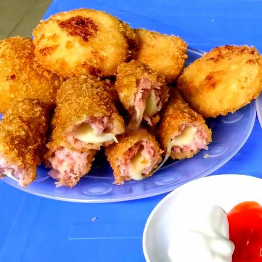 combo-5-banh-ga-5-nem-chua-ran