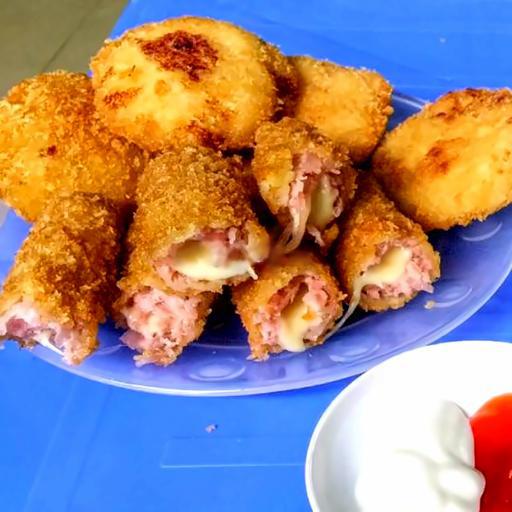 set-5-banh-ga-5-nem-chua-ran-6-pho-mai-que