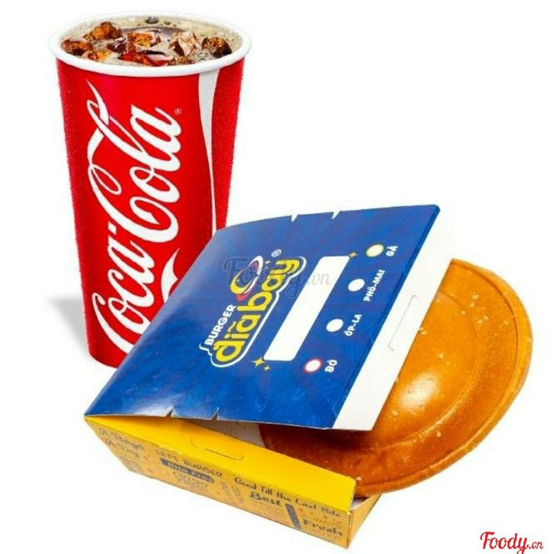 burger-ia-bay-ga-tong-coca