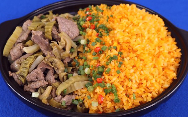 co-hiem-bun-pho-ho-tung-mau