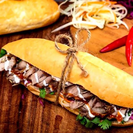 banh-mi-thit-nuong-chef-bbq-voi-pho-mai