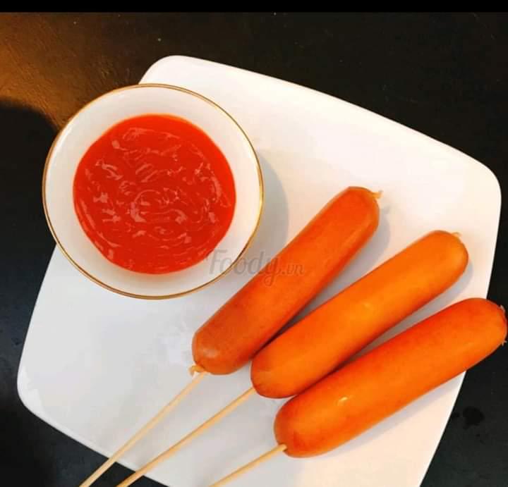 xuc-xich-uc-chien-lac-pho-mai