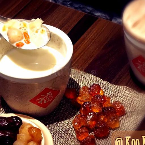 nhua-ao-tiem-sua-tuoi