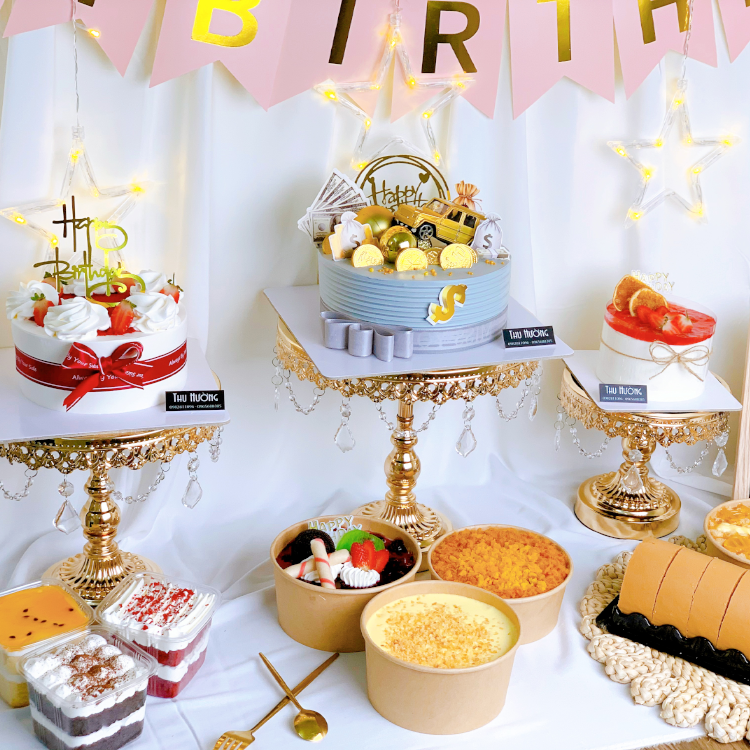banh-sinh-nhat-thu-huong-dich-vong