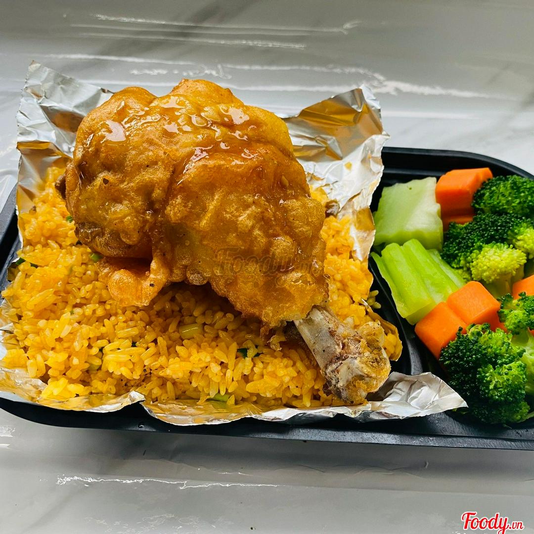 com-ui-ga-sot-chua-ngot