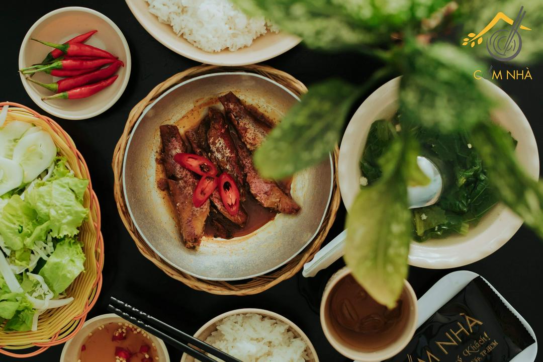 com-ca-phen-kho-tieu