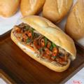 banh-mi-nhan-bo-chien-kep-trung