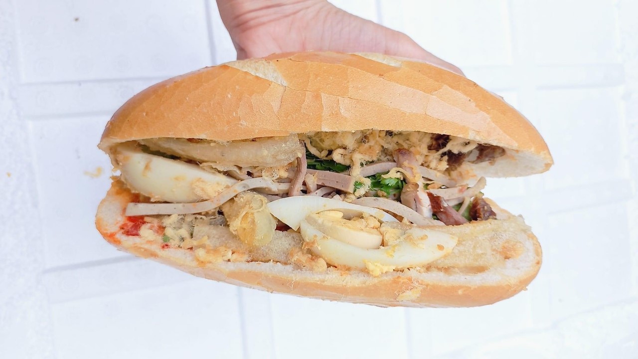 banh-mi-binh-inh-77