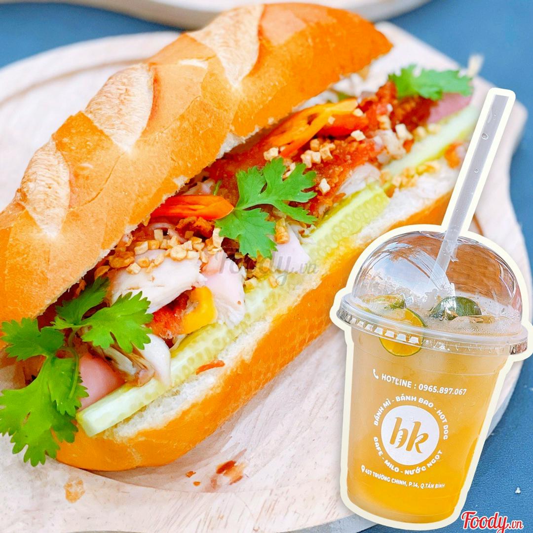 combo-banh-mi-ga-mam-toi-xuc-xich-nuoc-giai-khat