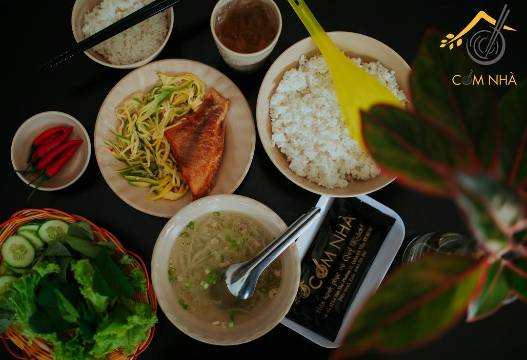 com-ca-dieu-hong-chien-mam-xoai