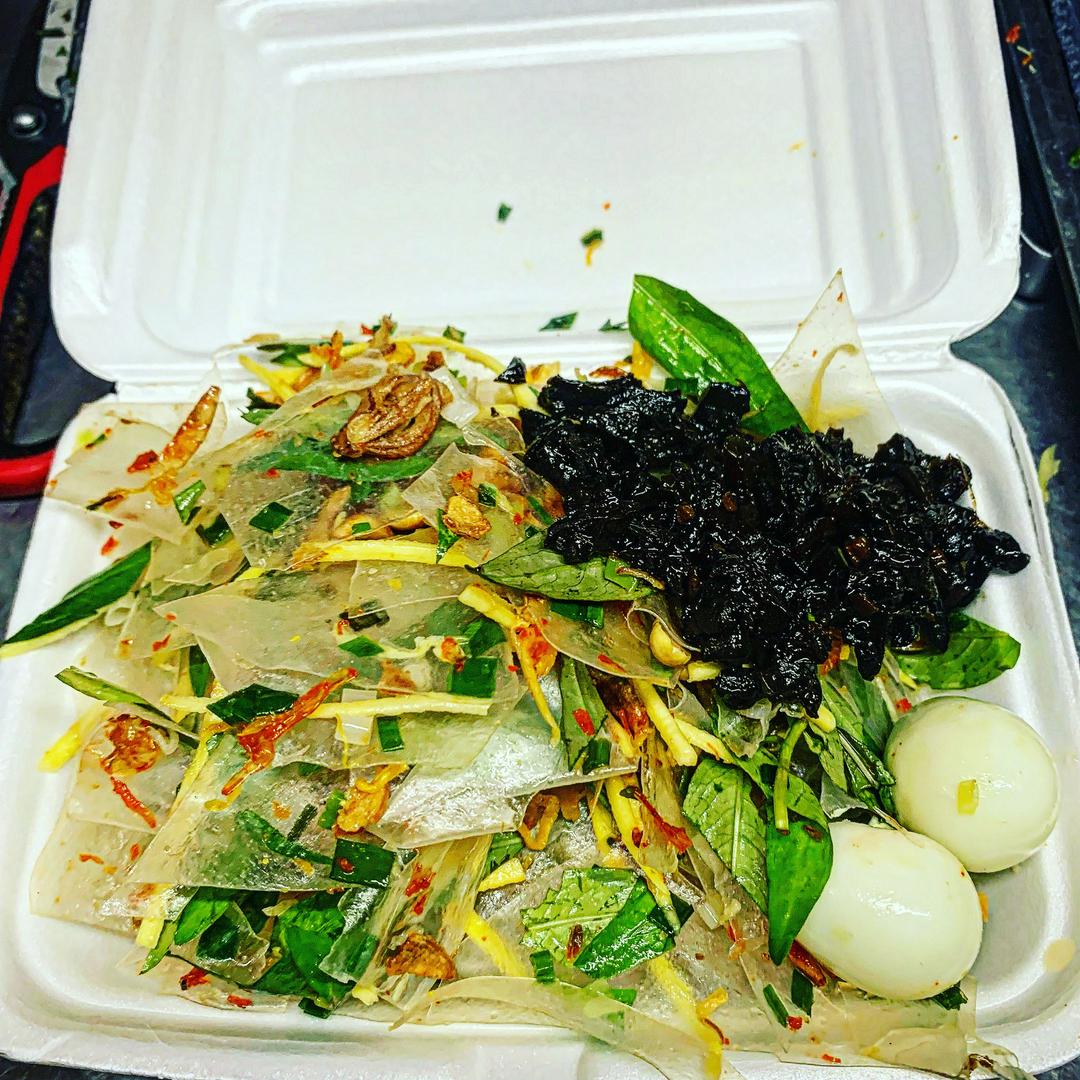 banh-trang-deo-tron-kho-bo-en