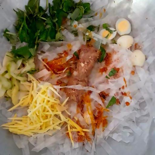 banh-trang-tron-tre-thap-cam