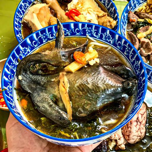 ga-bong-em-ga-ac-tan-thuoc-bac