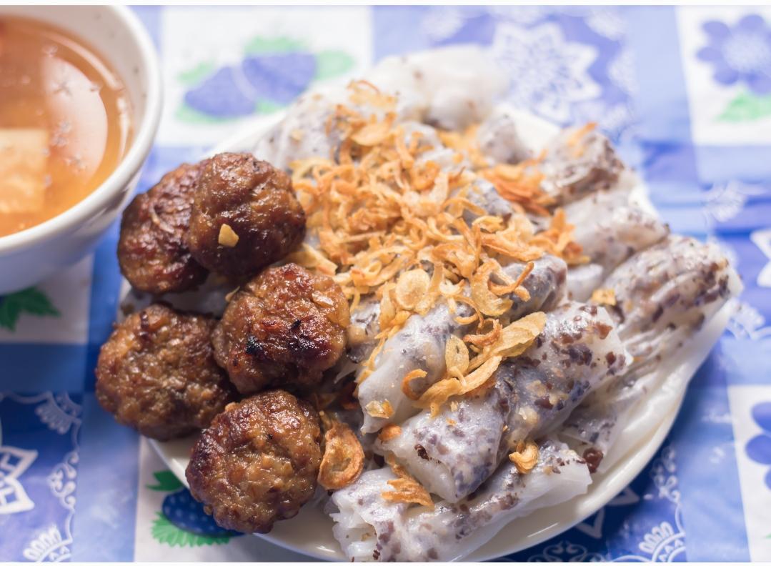 banh-cuon-nhan-thit-cha-bam