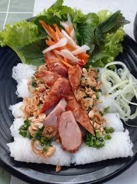 banh-hoi-nem-nuong
