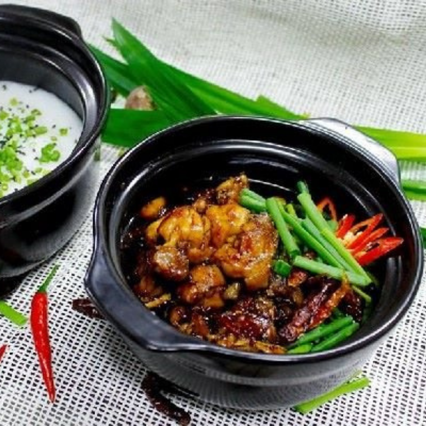 com-ech-singapore-can-anh-phan-1-con