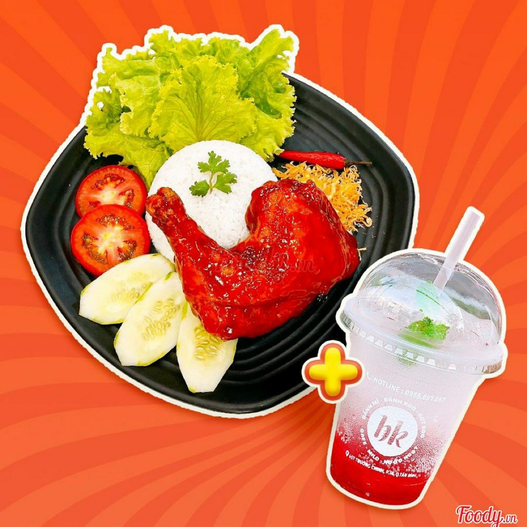 com-ga-sot-cay-han-quoc-nuoc-giai-khat