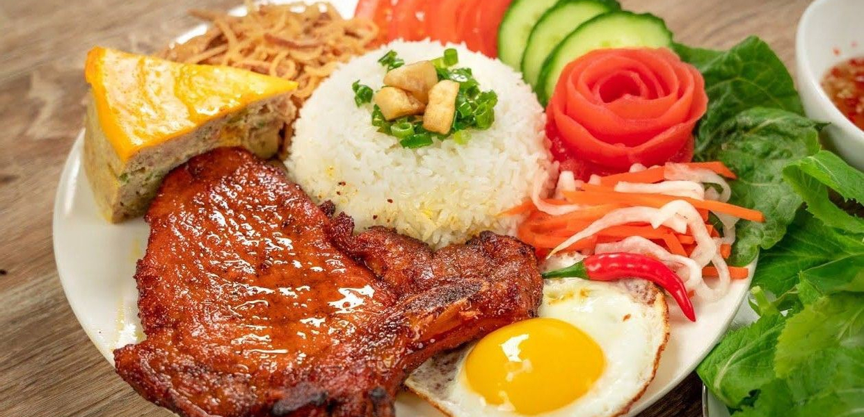 co-suong-com-tam-bun-thit-nuong-tan-thoi-nhat