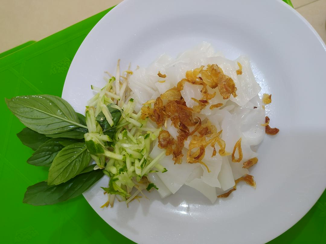 banh-uot-them-2-khoanh