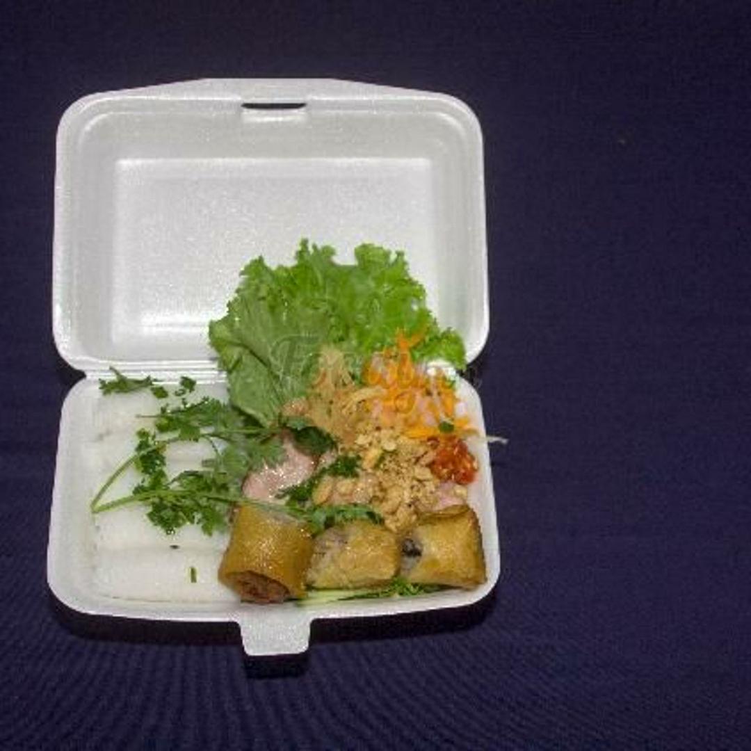 banh-hoi-nem-nuong-cha-gio