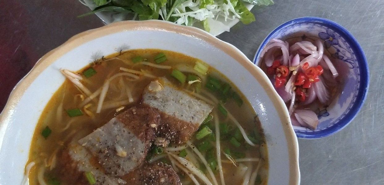 bun-ca-hoang-hoa-tham