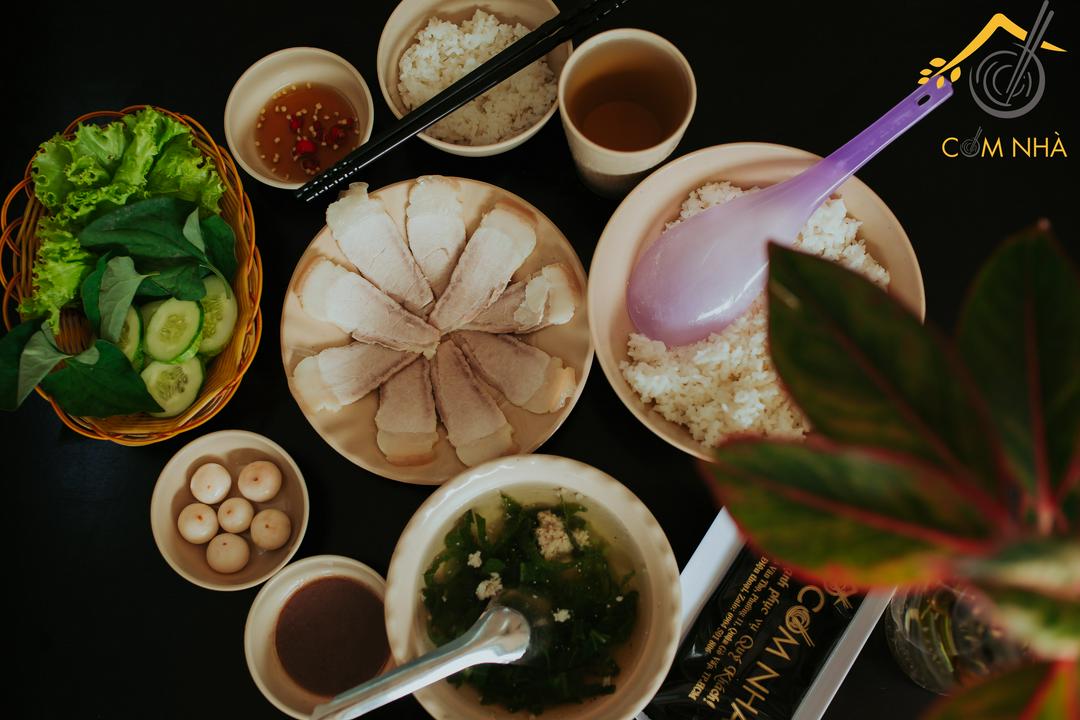 com-thit-luoc-ca-phao-mam-tom