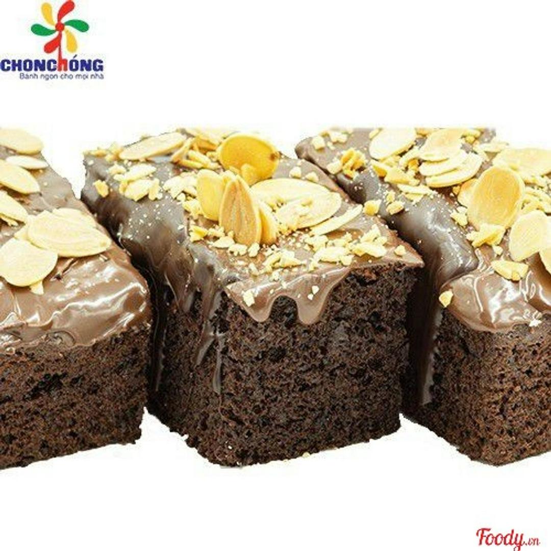 banh-socola-hanh-nhan