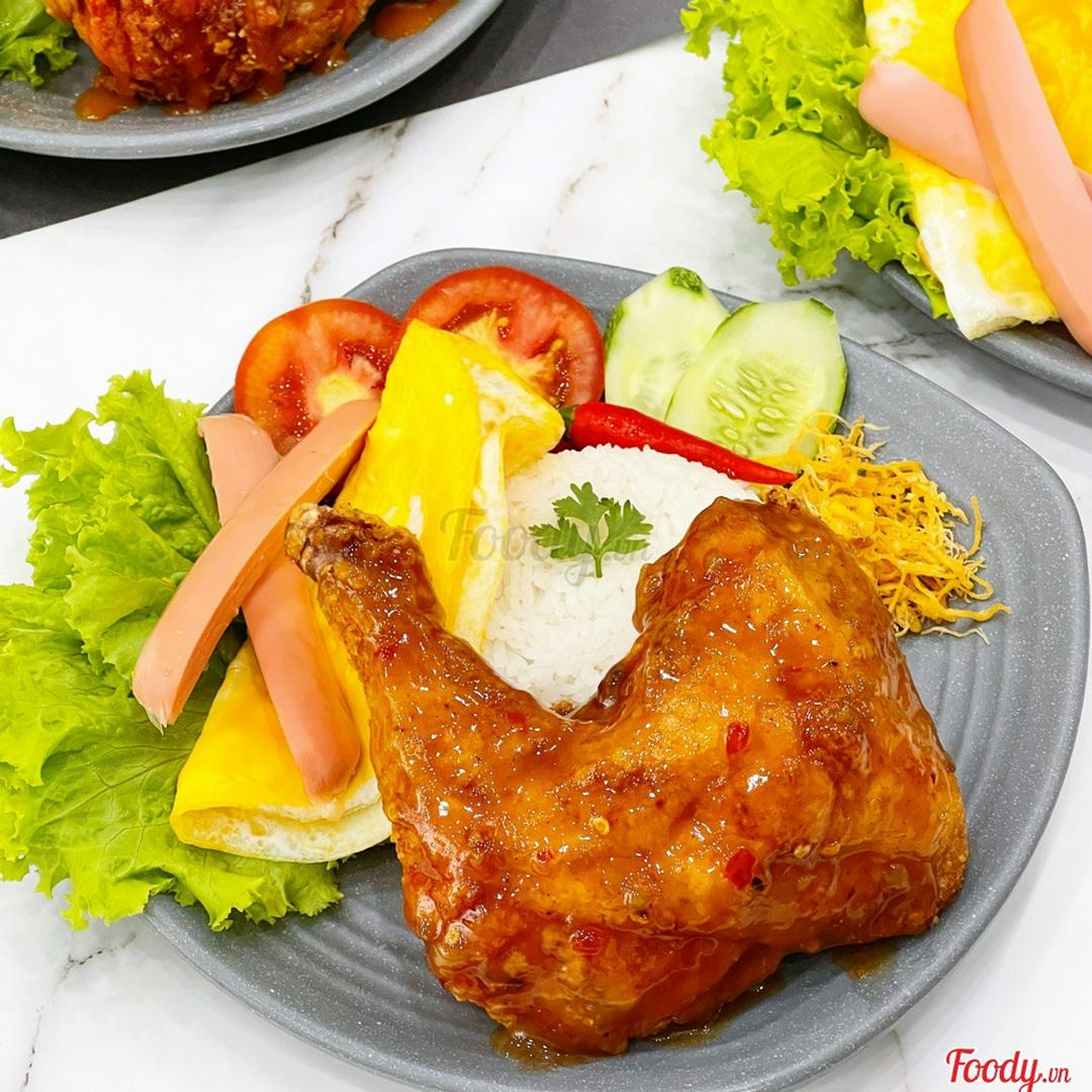 com-ga-sot-me-ac-biet-nuoc-giai-khat