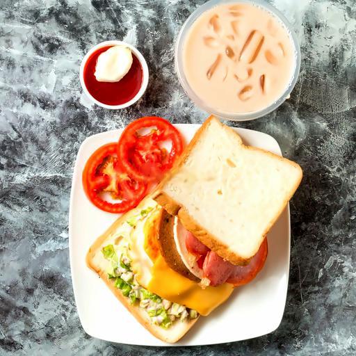 sandwich-cangu-pate-thitnguoi-3tang-phomai-caphe