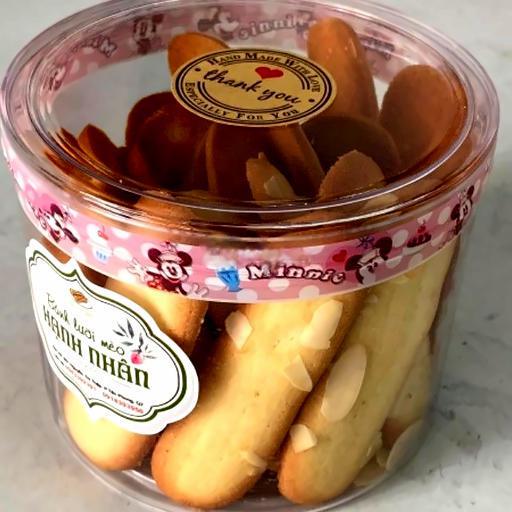 banh-luoi-meo-hanh-nhan