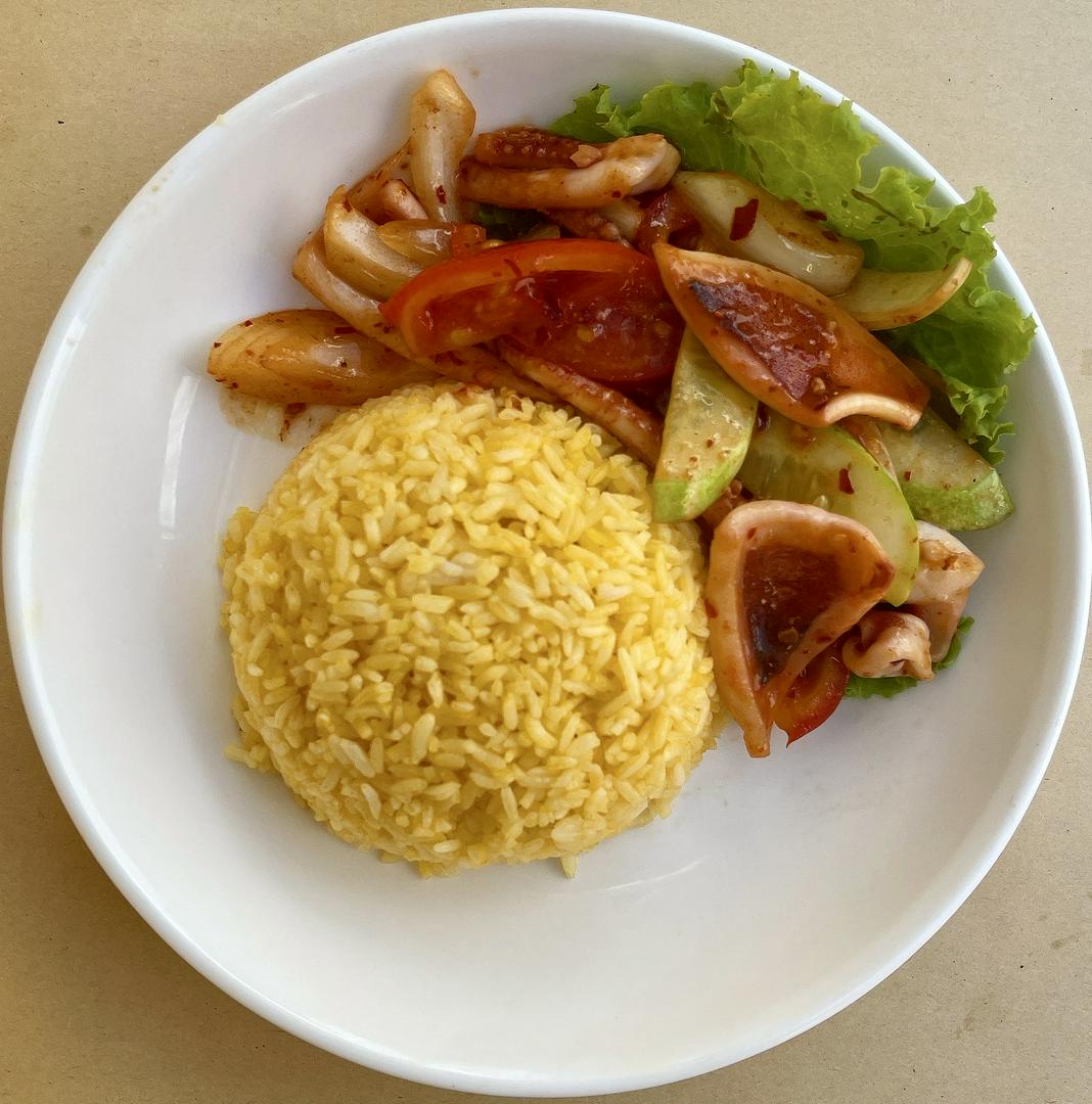 com-muc-xao-hanh-tay