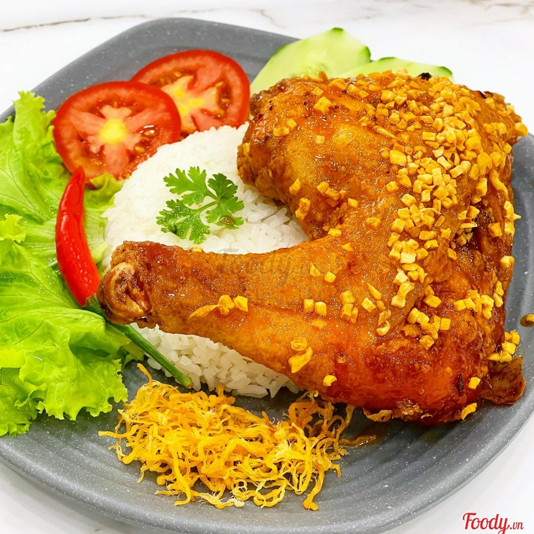 com-ga-sot-mam-toi-ui-ga-goc-tu