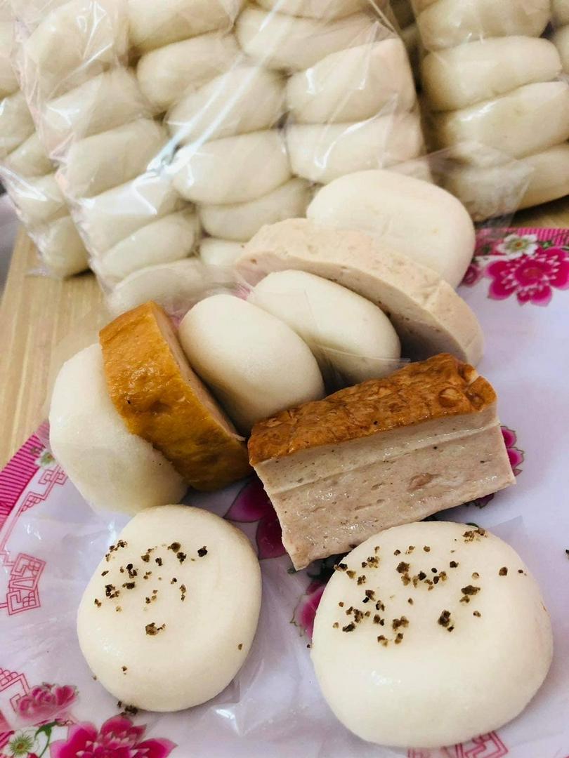 banh-day-kep-cha-lua