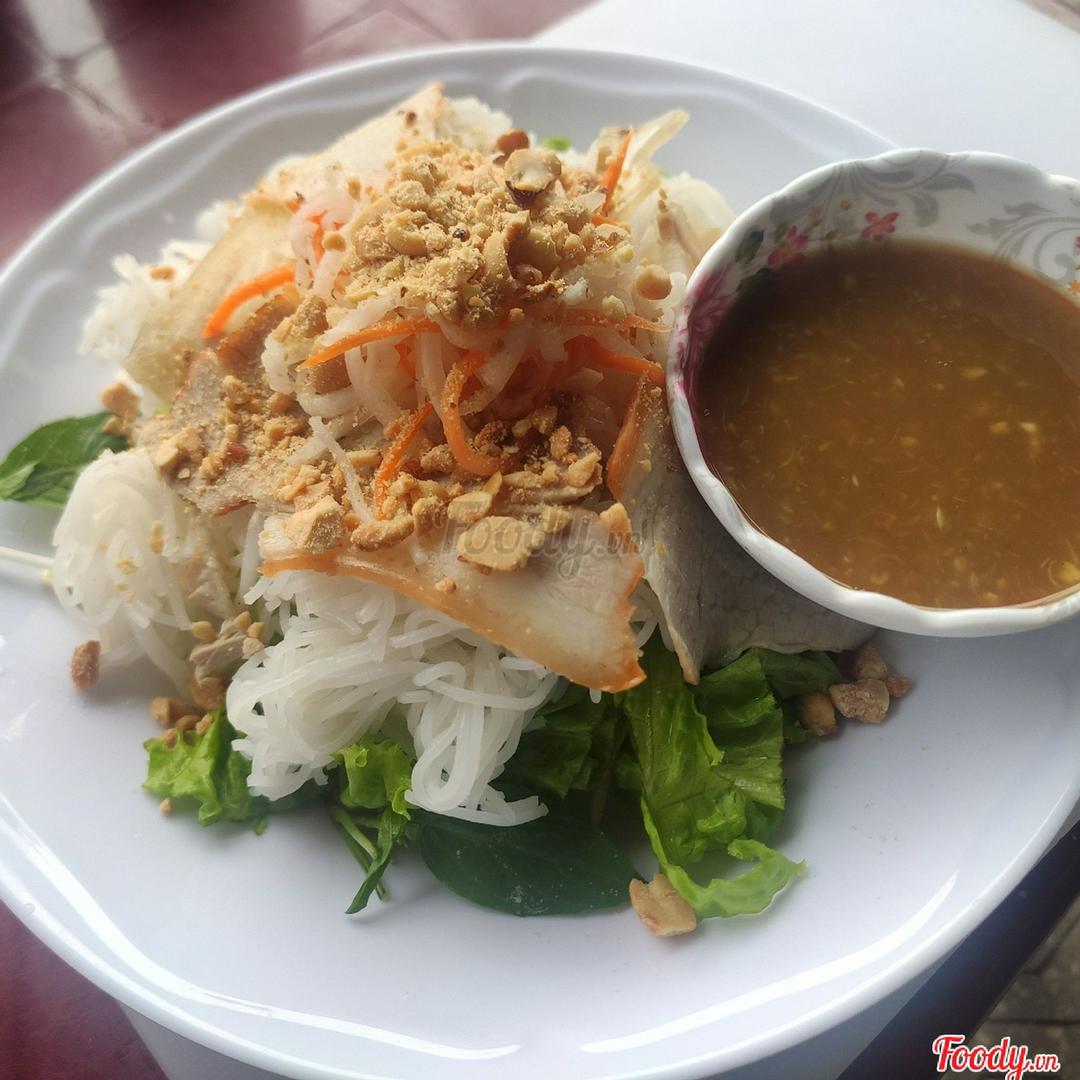 bun-mam-nem-thit-tai